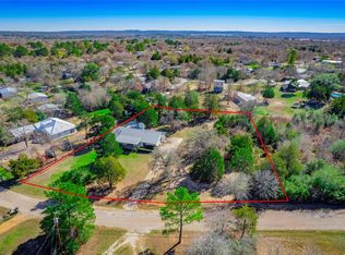 137 Blanket Flower Dr, Bastrop, TX 78602
