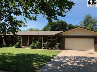 506 Sonora Dr, McPherson, KS 67460