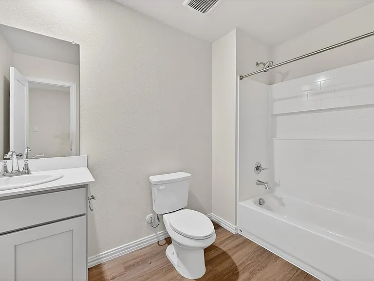 102 Goel St — Photo 14