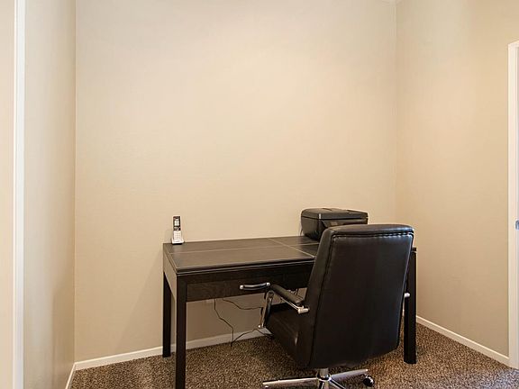 4th image of 445 Island Ave #4