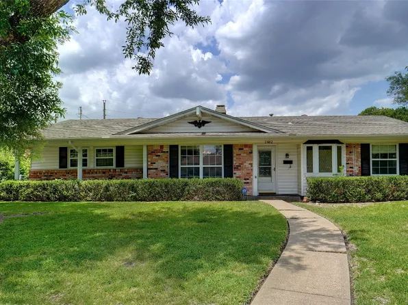 2402 Viva Dr, Mesquite, TX 75150