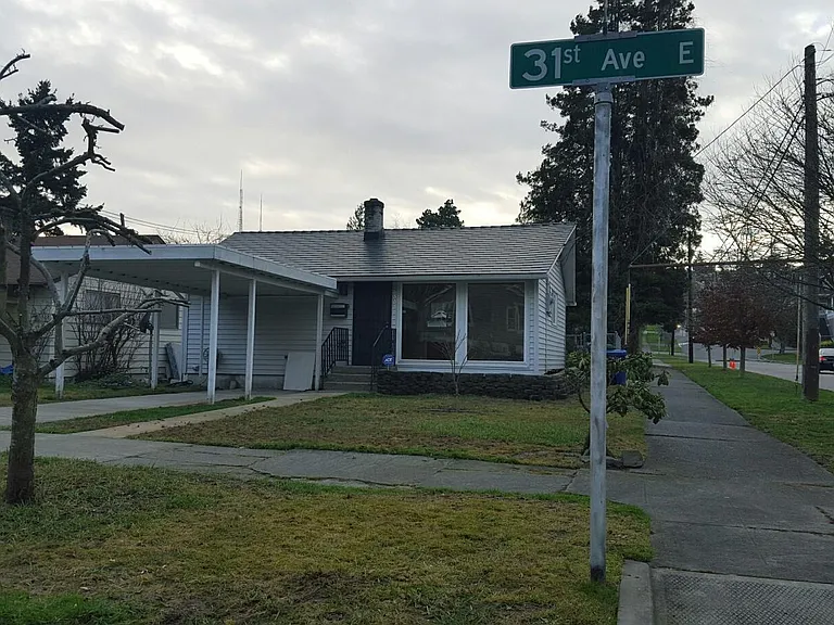 Corner lot