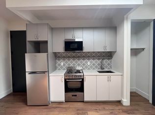 412 E 28th St #4D, Brooklyn, NY 11226