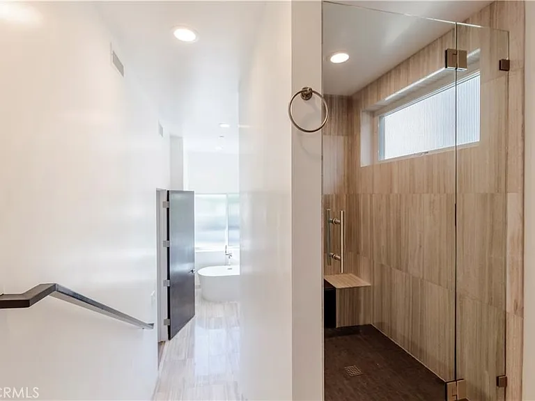 716 N Juanita Ave #A — Photo 20