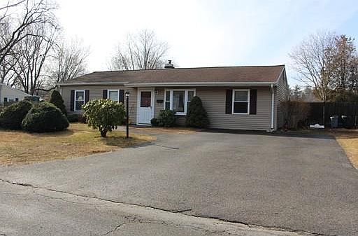 1st image of 74 Hogg Memorial Dr
