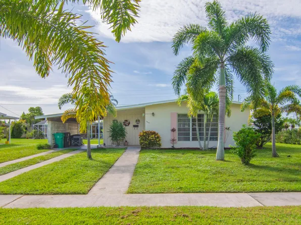 2863 SE Merritt Terrace, Port St Lucie, FL 34952
