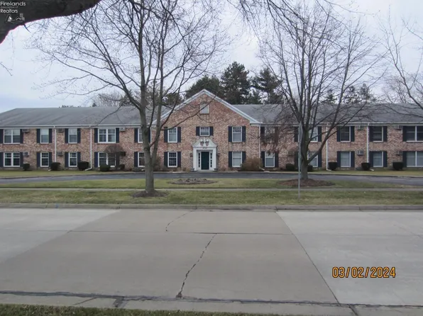 4704 Venice Heights Blvd Unit 215, Sandusky, OH 44870