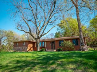 1505 Woodland Dr, Red Wing, MN 55066