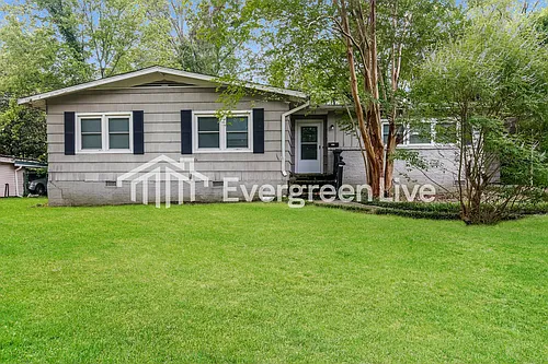 1535 Winchester St Photo 1