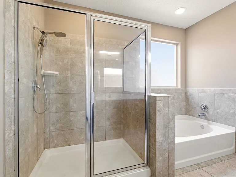 1504 Challedon Dr SE — Photo 33