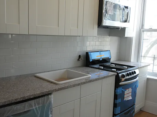 Rented by Aguayo & Huebener Brooklyn | media 15