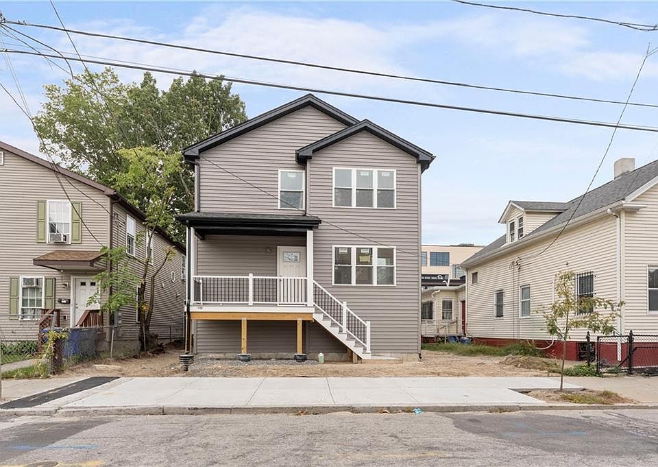 1st image of 426 Public St