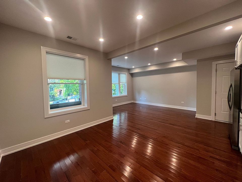 1st image of 4641-47 N Malden St #4641-1