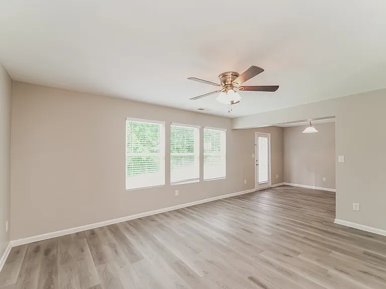 5512 Twin Brook Dr — Photo 6