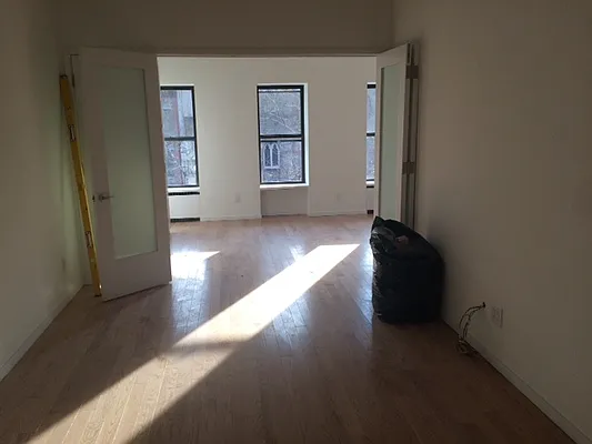 Rented by Mauro Bros Real Estate Services LLC | media 31