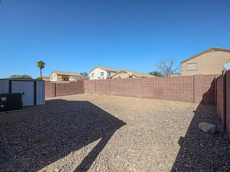 23928 W Desert Bloom St — Photo 31