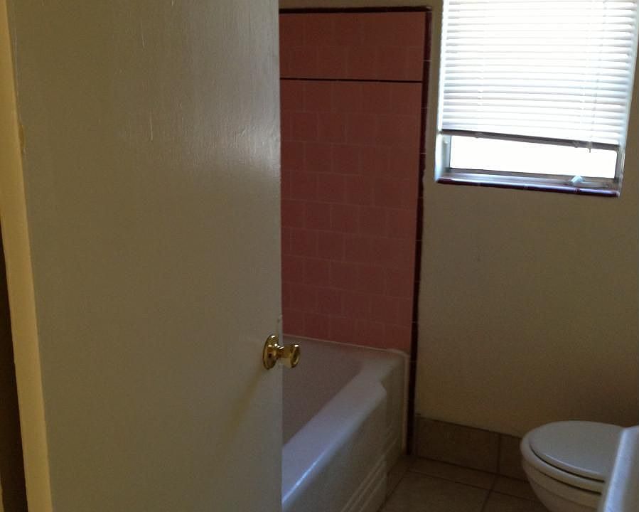 2nd image of 3229 E Clinton Ave