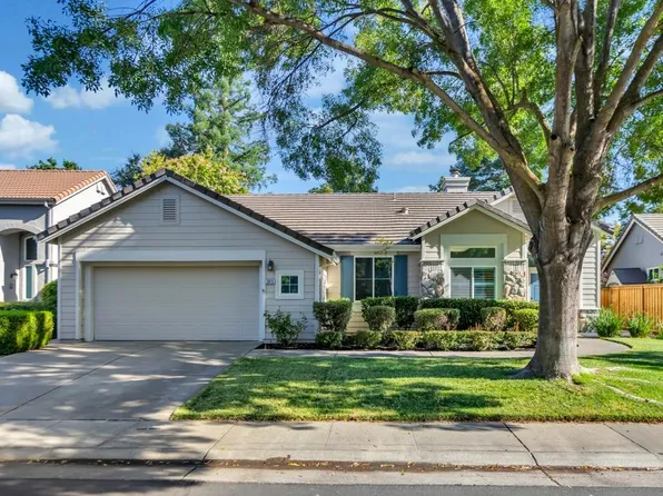3613 Grand Point Ln, Elk Grove, CA 95758
