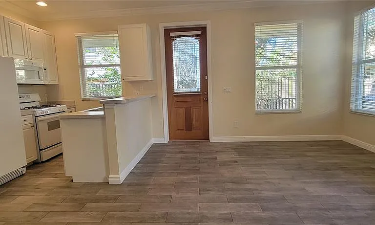 1112 Islamorada Ln — Photo 7