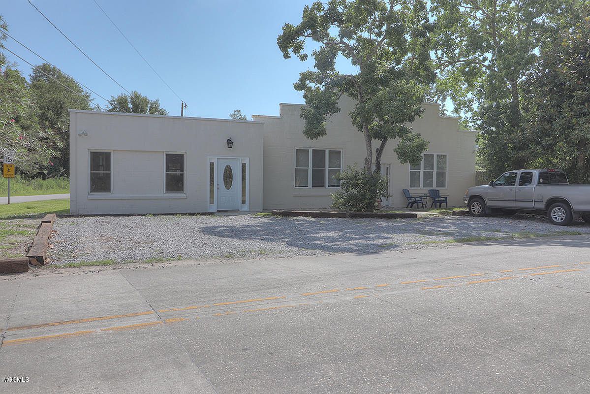 436 Waveland Ave, Waveland, MS 39576 Zillow