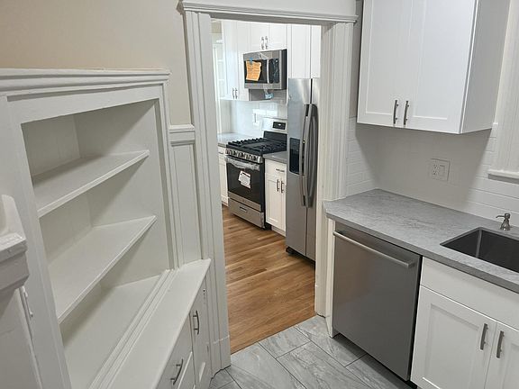 4th image of 1716 McAllister St #1716