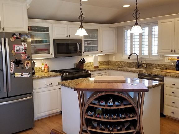 4th image of 496 Wilshire Ln