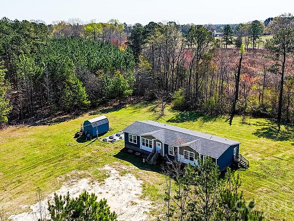 4th image of 1945 Angelus Rd