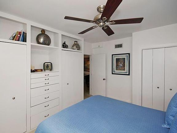 5th image of 815 Palm Trl APT C