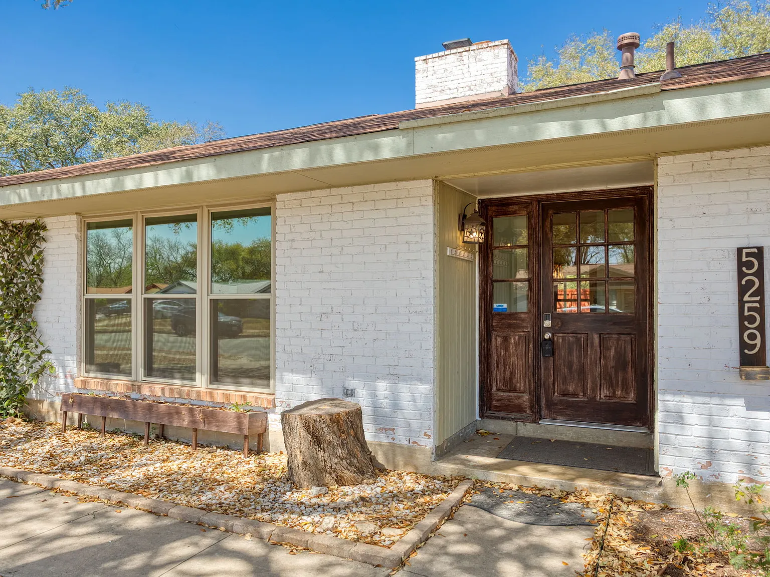 5259 Prince Valiant Drive - 1 — Photo 3