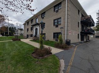 174 S Maple Ave, Ridgewood, NJ 07450