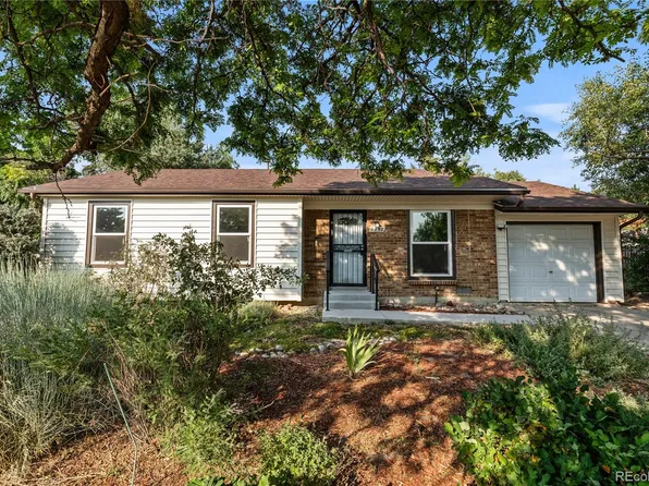 2452 S Kittredge Way, Aurora, CO 80013