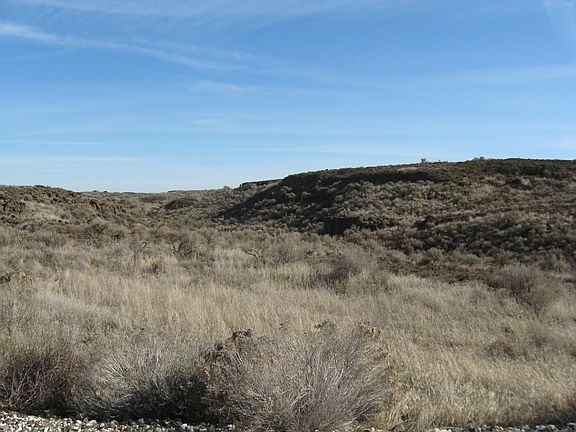 5th image of 15 Road NE