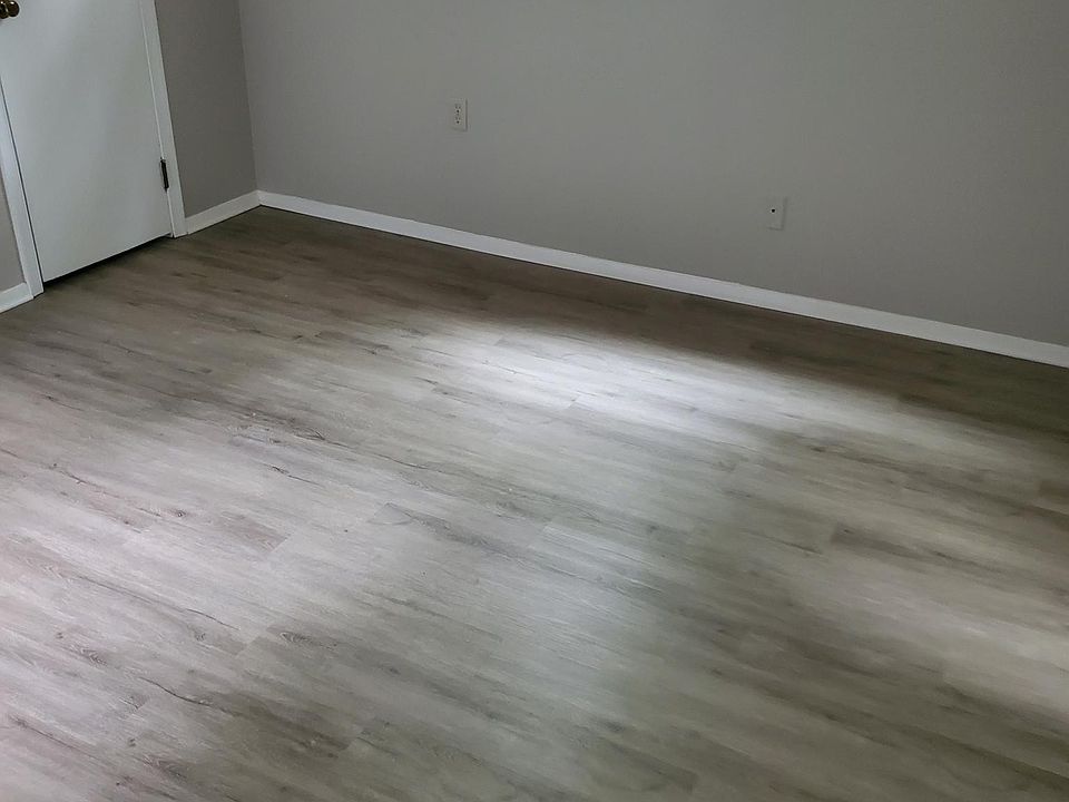 2nd image of 216 Orange Ave #216