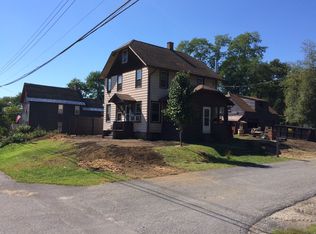 7 Albany St, Fort Johnson, NY 12070