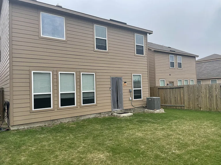 1680 Breanna Ln — Photo 15