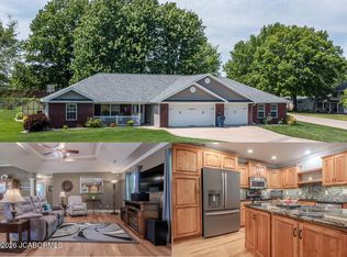 72 S Larand Dr, Holts Summit, MO 65043