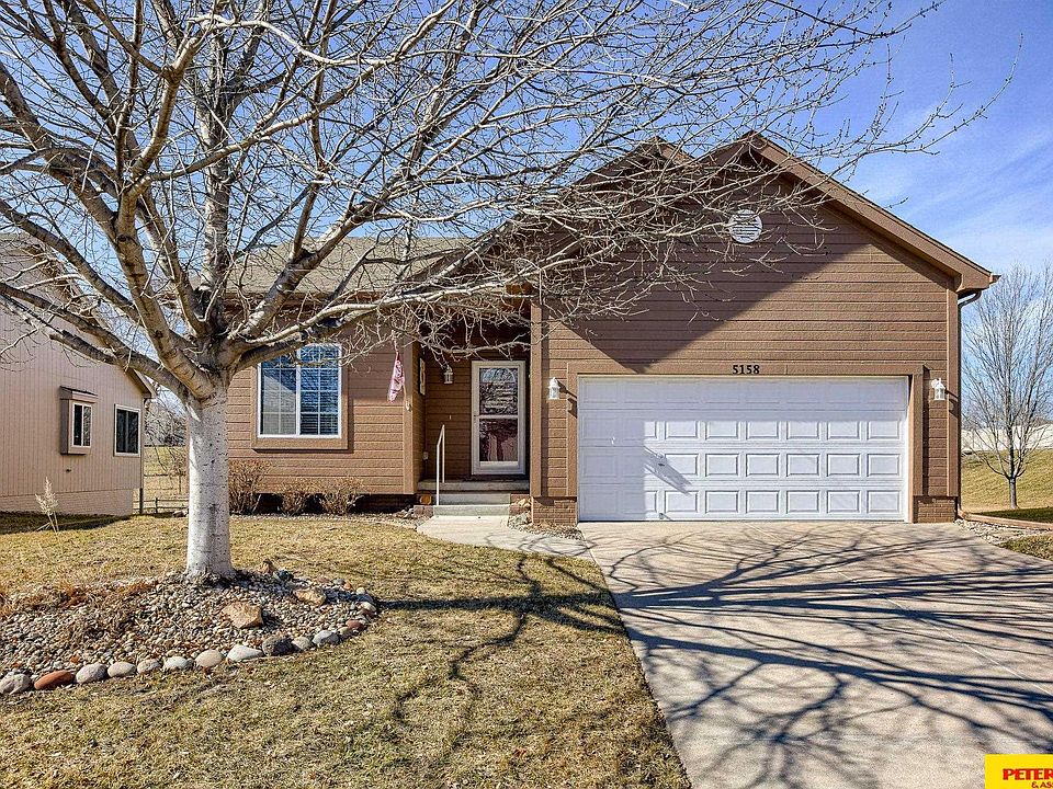 1st image of 5158 N 151st Ave