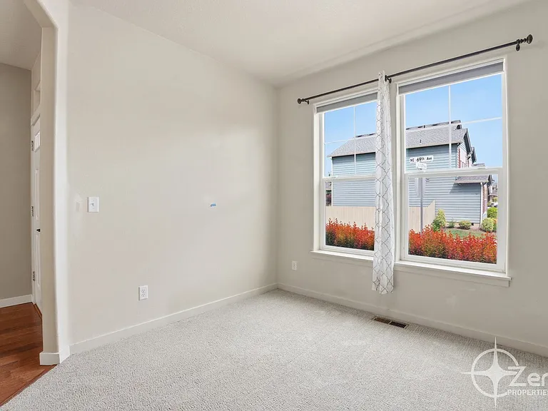 10406 NE 69th Ave — Photo 6