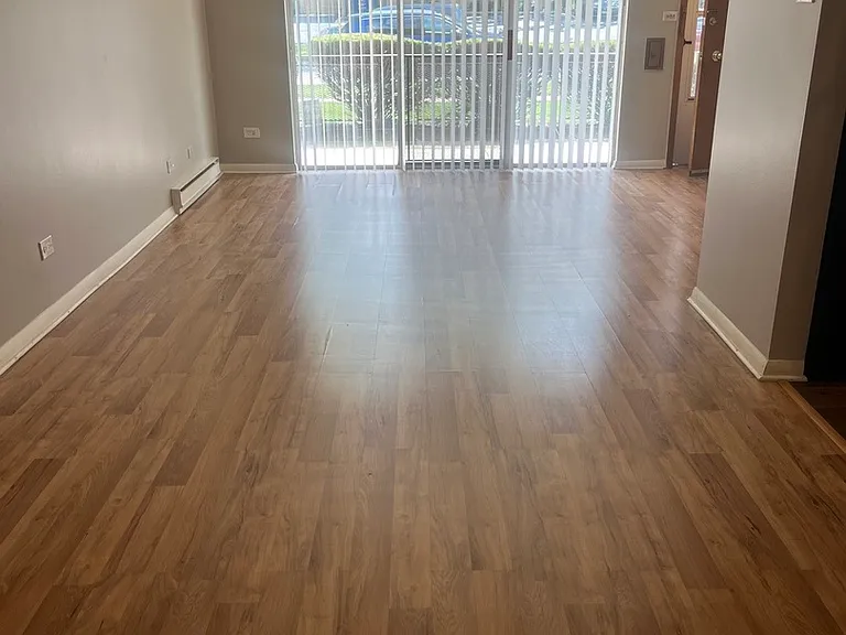 10316 S Komensky Ave #1B — Photo 2