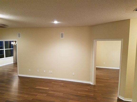 5th image of 1011 Brandermill Dr