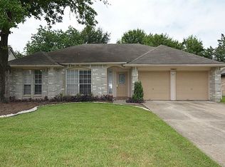 10811 Perry Rd, Houston, TX 77064