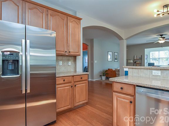 3rd image of 9617 Cheery Meadow Dr