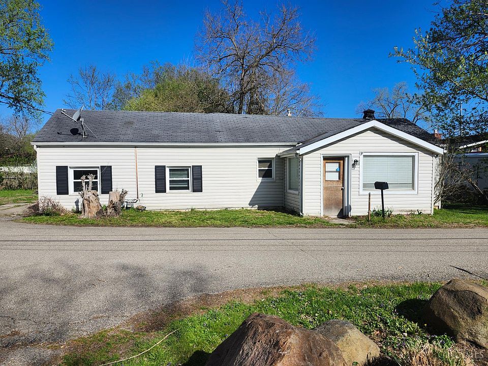 1st image of 136 Cottonwood Dr