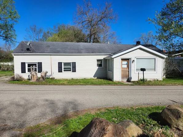 136 Cottonwood Dr, Hamilton, OH 45013