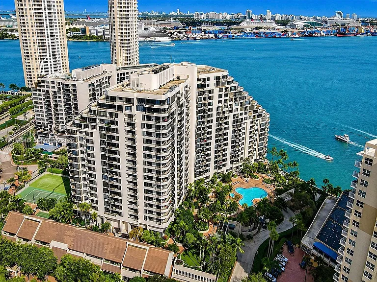 520 Brickell Key Dr #A1113 — Photo 18