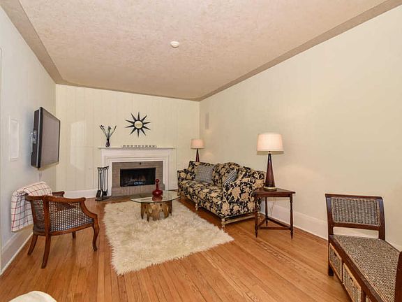 3rd image of 2603 E Newberry Blvd #1