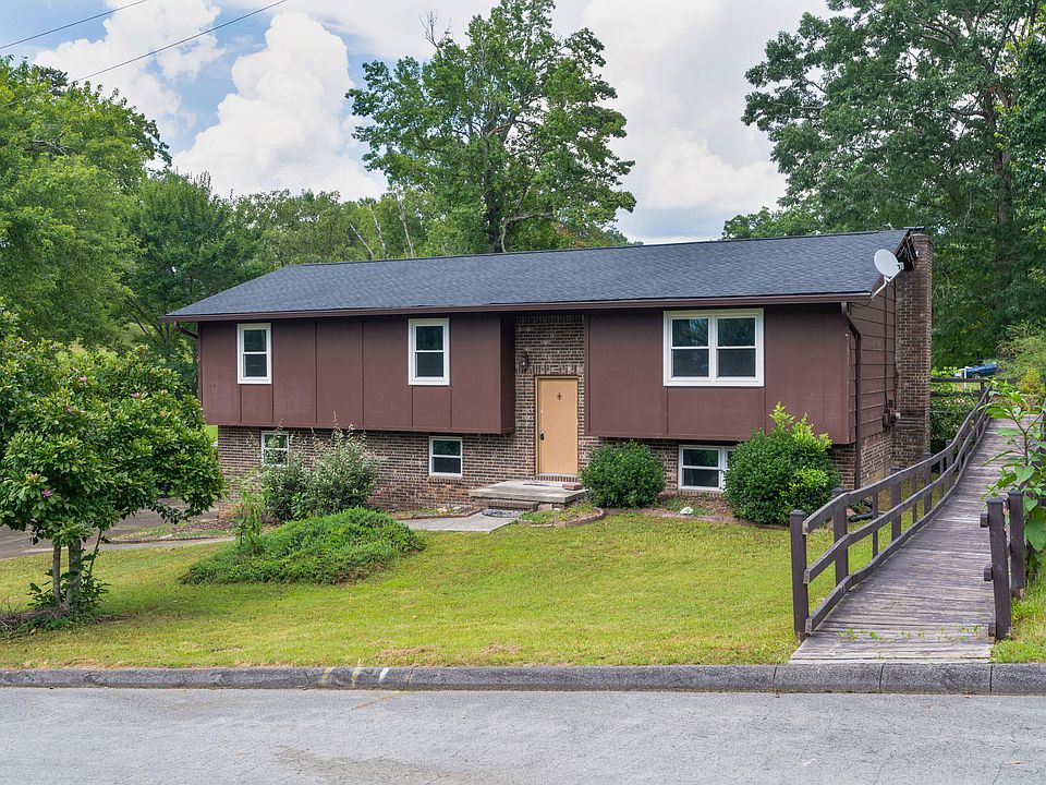 1st image of 8212 Thornwood Dr
