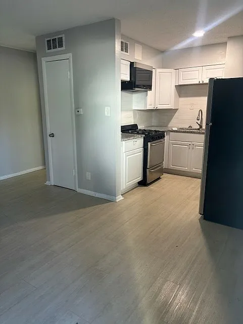 Greenline Apartments — Photo 3