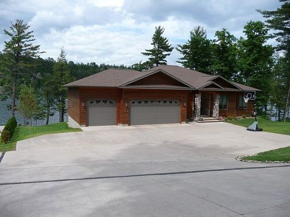 2nd image of 213 Shoreline Dr