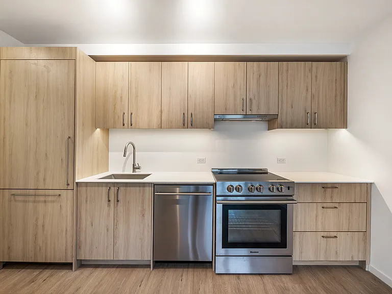 12 Halsey St #207 — Photo 6